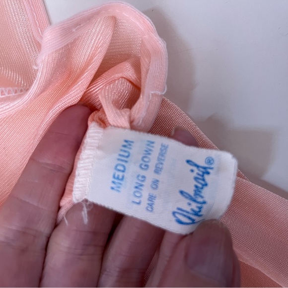 Vintage 50 60 Retro Cottagecore Floral Embroidery Peach Pastel Long Nightgown - Picture 11 of 16